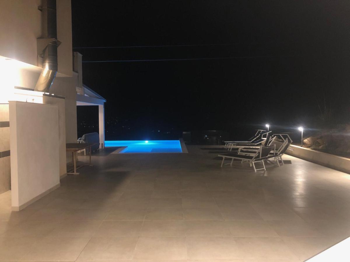 Villa Mirascopello Castellammare del Golfo Bagian luar foto