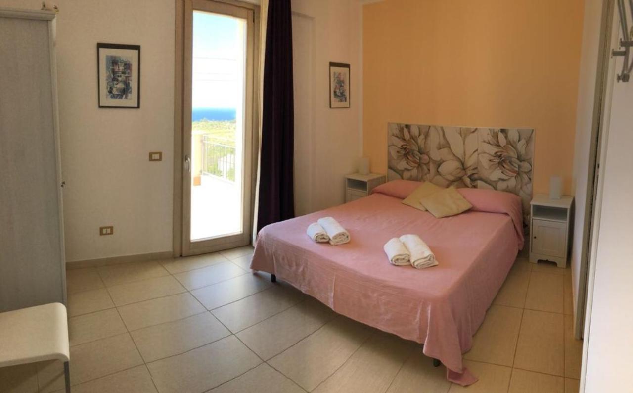 Villa Mirascopello Castellammare del Golfo Bagian luar foto